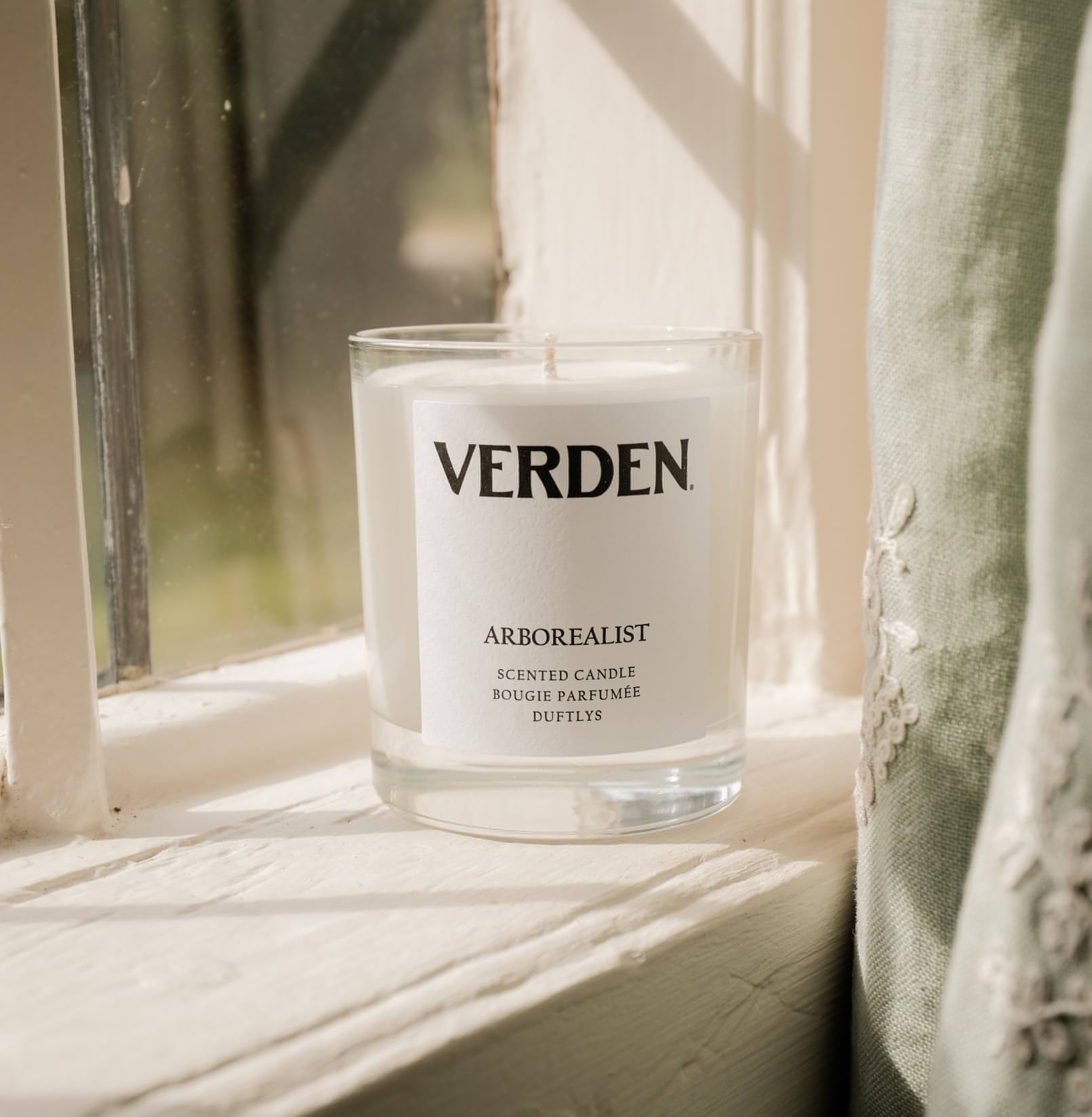 VERDEN ARBOREALIST アロマキャンドル 220g Arborealist Scented Candle | Home Fragrance | Verden.World