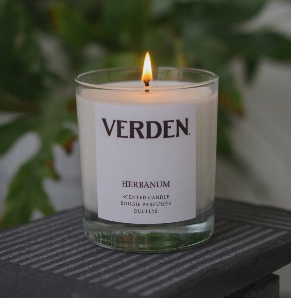 HERBANUM Scented Candle lit